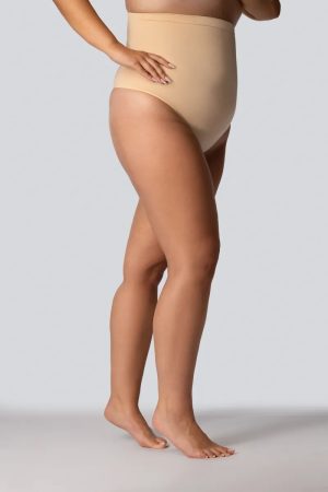 QueenSize string hoge taille – zachte shaping en naadloze zijkanten voor een glad silhouet