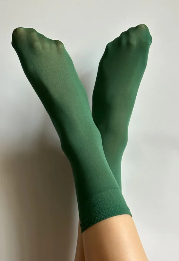 Katrin_40_den_sokken in_groen - sokken in midden groen